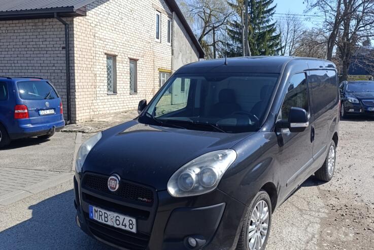 Fiat Doblo 2 generation Minivan 4-doors
