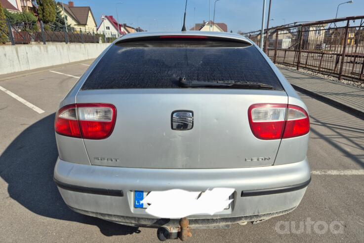 SEAT Leon 1 generation Hatchback