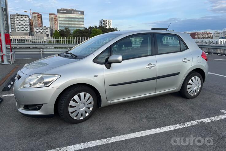 Toyota Auris 1 generation Hatchback 5-doors