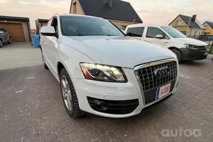 Audi Q5 8R Crossover