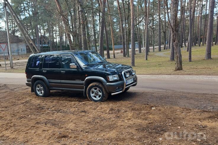 Isuzu Trooper 2 generation SUV 3-doors