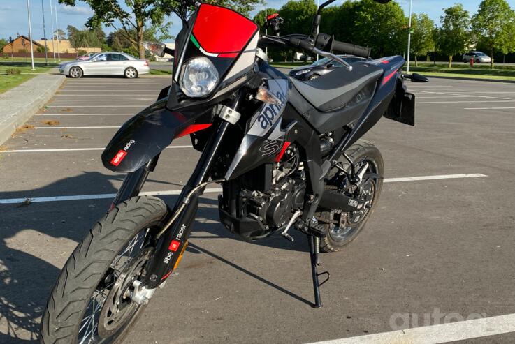 Aprilia SX