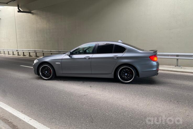 BMW 5 Series F07/F10/F11 Sedan