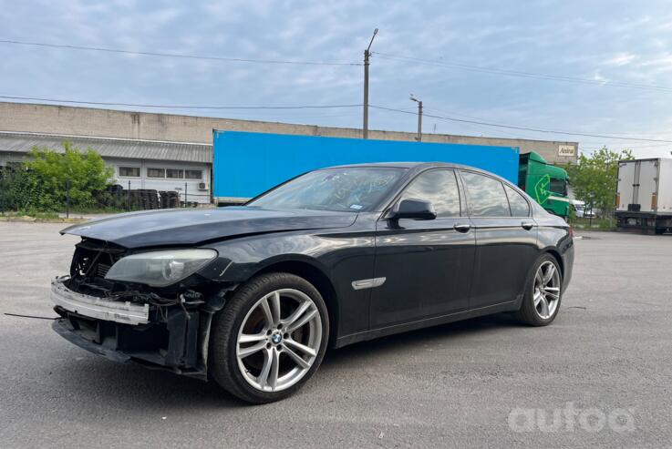 BMW 7 Series F01/F02 Sedan