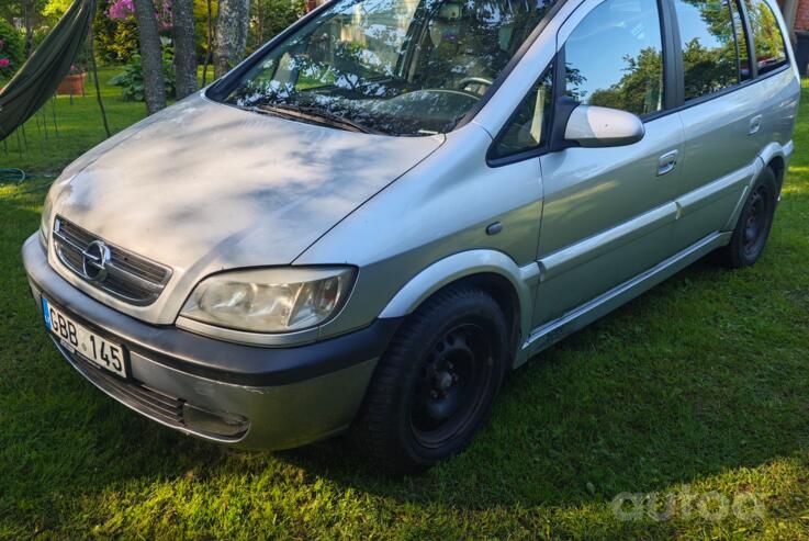 Opel Zafira A [restyling] Minivan 5-doors