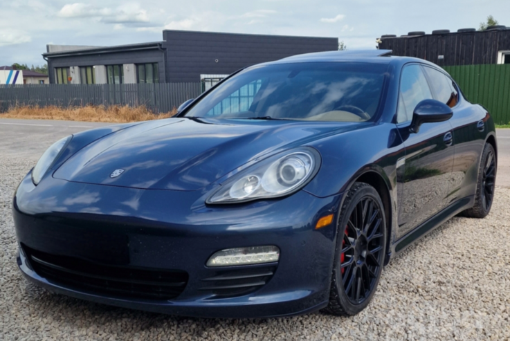 Porsche Panamera 970 Liftback