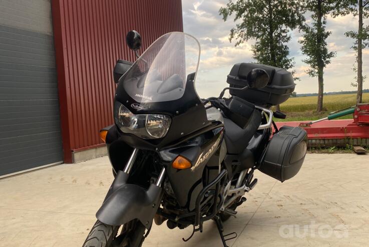 Honda XL