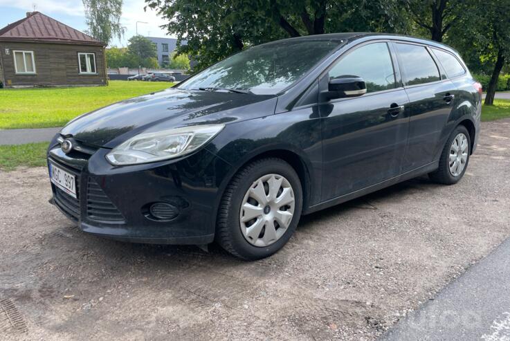 Ford Focus 3 generation wagon 5-doors