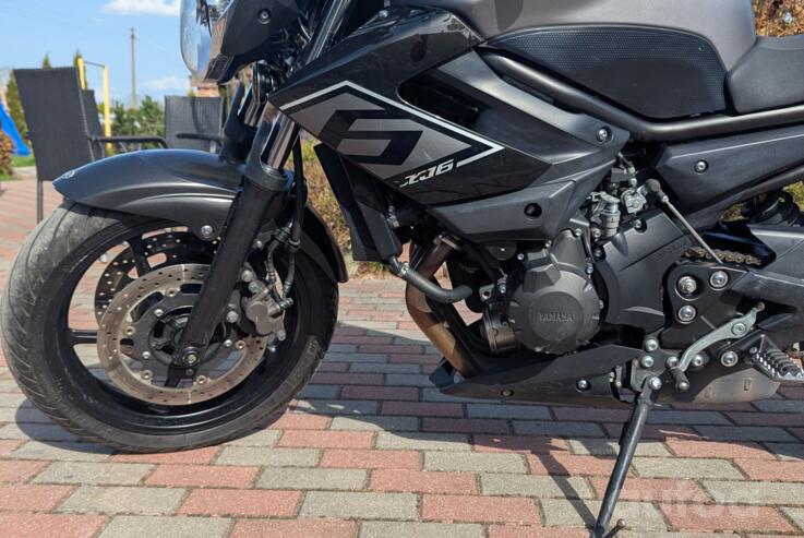 Yamaha XJ