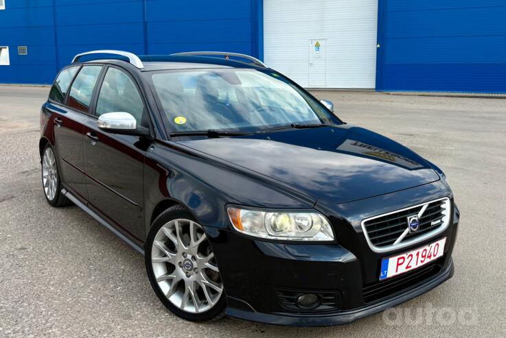 Volvo V50 1 generation [restyling]