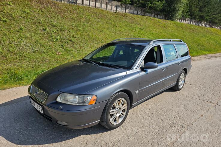 Volvo V70 2 generation [restyling] wagon 5-doors