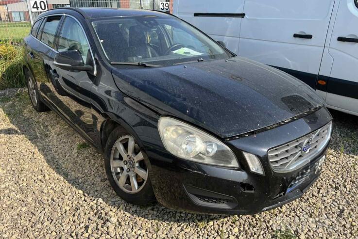 Volvo V60 1 generation wagon