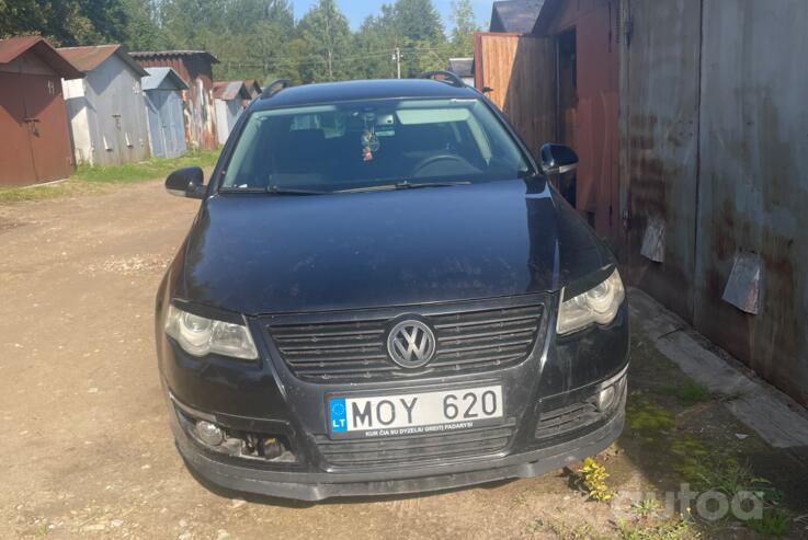 Volkswagen Passat B6 wagon 5-doors