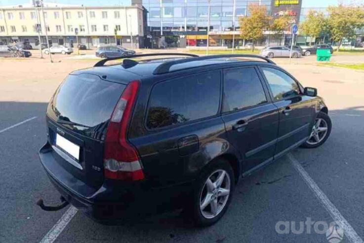 Volvo V50