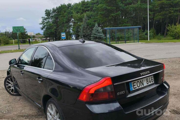 Volvo S80