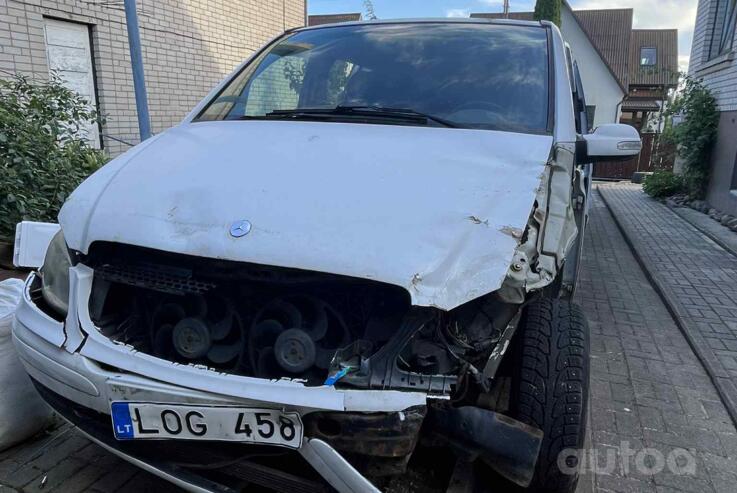 Mercedes-Benz Viano W639 Minivan