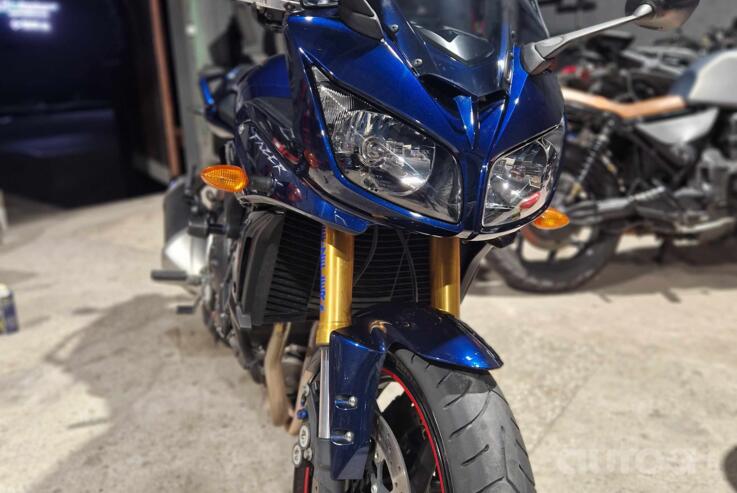 Yamaha FZ