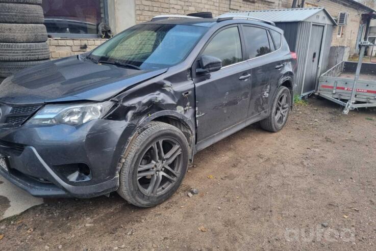 Toyota RAV 4 4 generation (XA40)