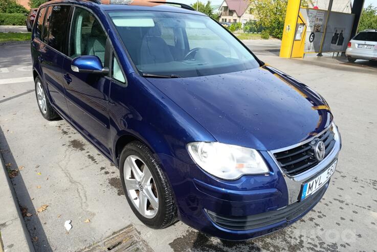 Volkswagen Touran 1 generation [restyling] Minivan 5-doors