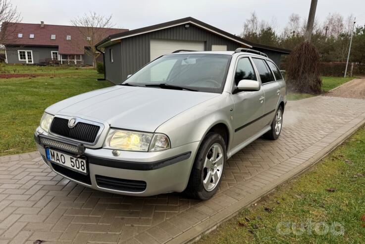 Skoda Octavia 1 generation [restyling] Combi wagon 5-doors