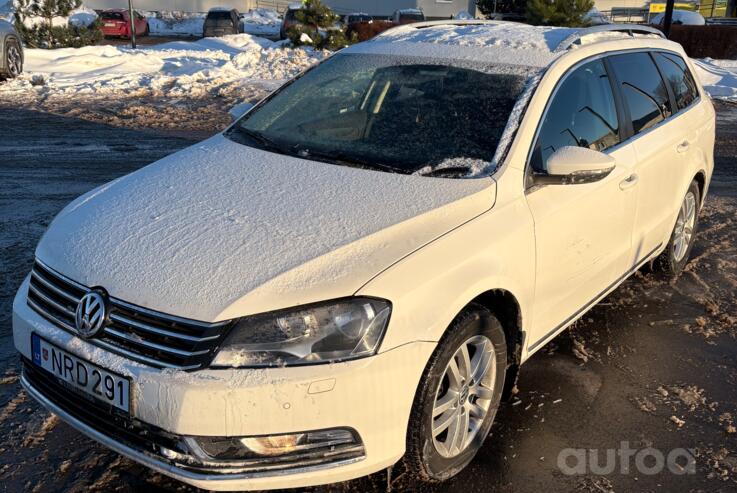 Volkswagen Passat B7 Variant wagon 5-doors