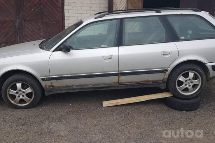 Audi A6 A4/C4 wagon
