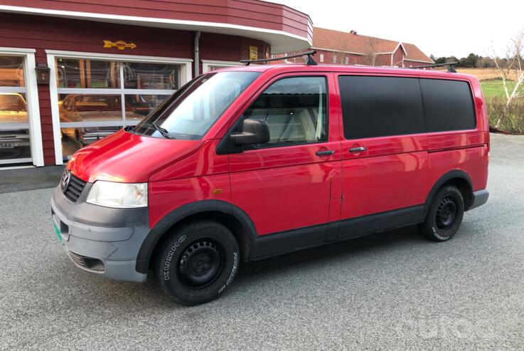 Volkswagen Transporter T5 Minivan 4-doors
