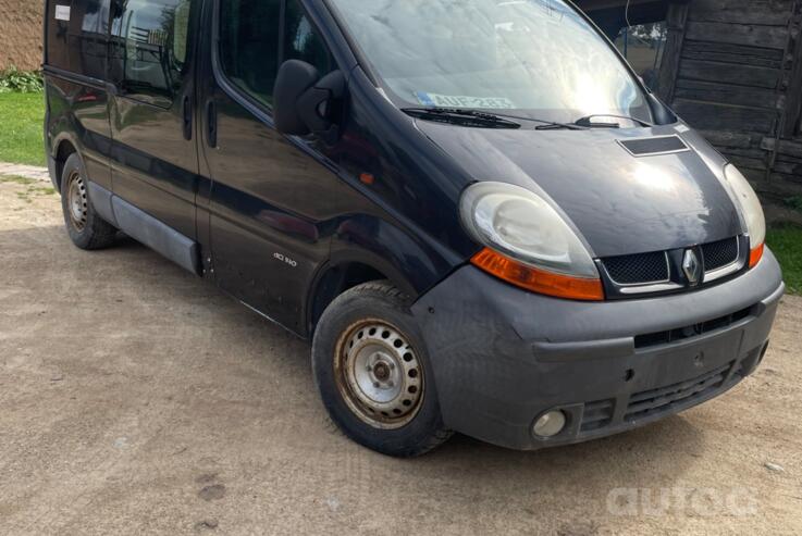 Renault Trafic 2 generation Minivan