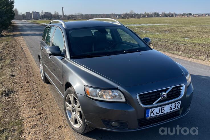 Volvo V50 1 generation [restyling]