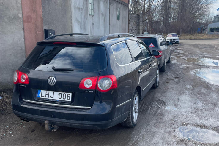 Volkswagen Passat B6 wagon 5-doors