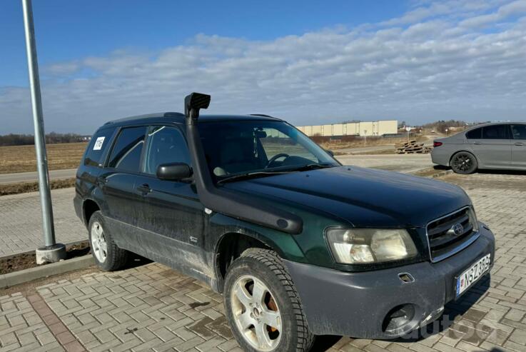 Subaru Forester 2 generation Cross Sports crossover 5-doors
