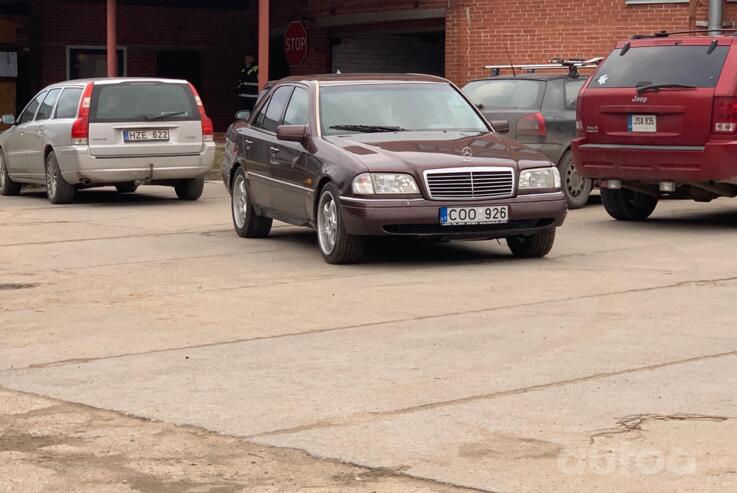 Mercedes-Benz C-Class W202/S202 Sedan