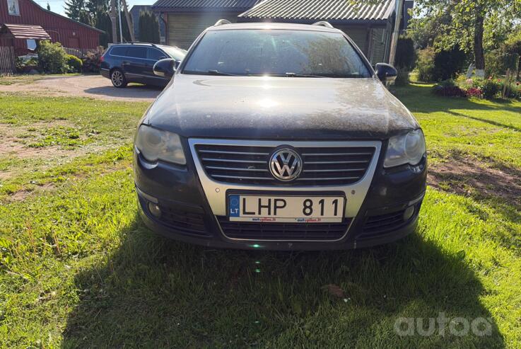 Volkswagen Passat B6 wagon 5-doors