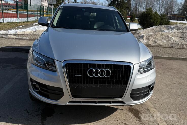 Audi Q5 8R Crossover