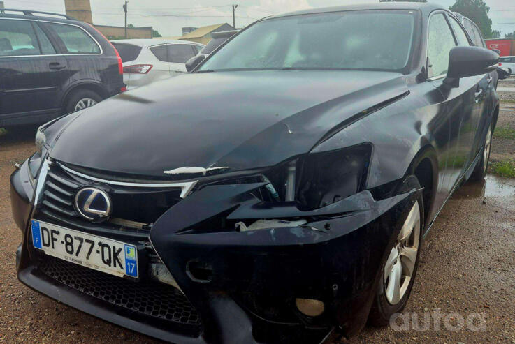 Lexus IS XE30 Sedan 4-doors