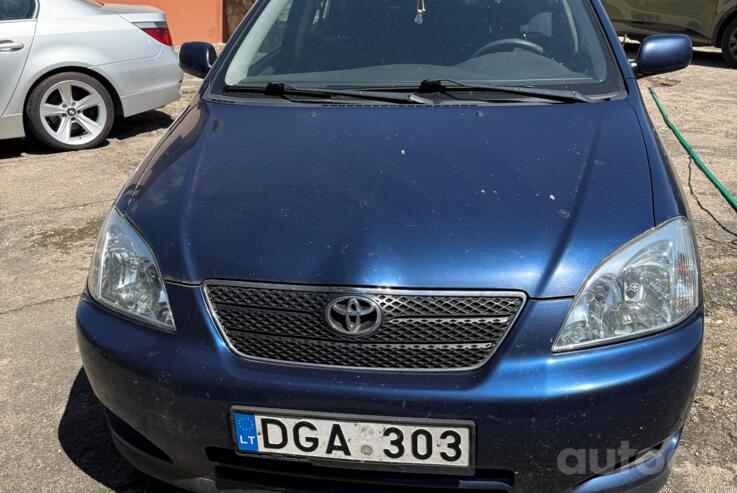 Toyota Corolla E120 Hatchback 5-doors