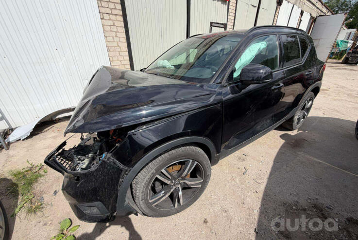 Volvo XC40 1 generation Crossover