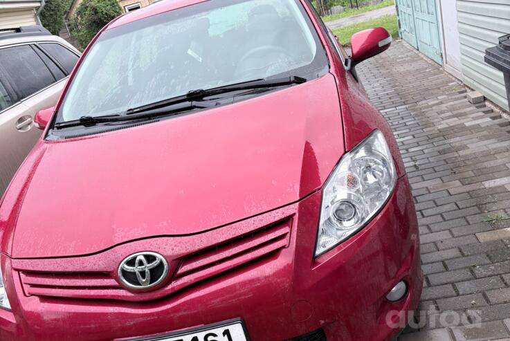 Toyota Auris 1 generation [restyling] Hatchback 5-doors