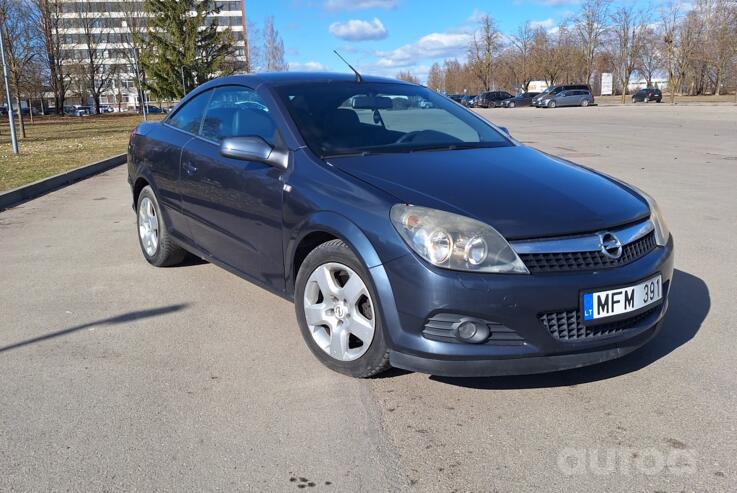 Opel Astra H Hatchback