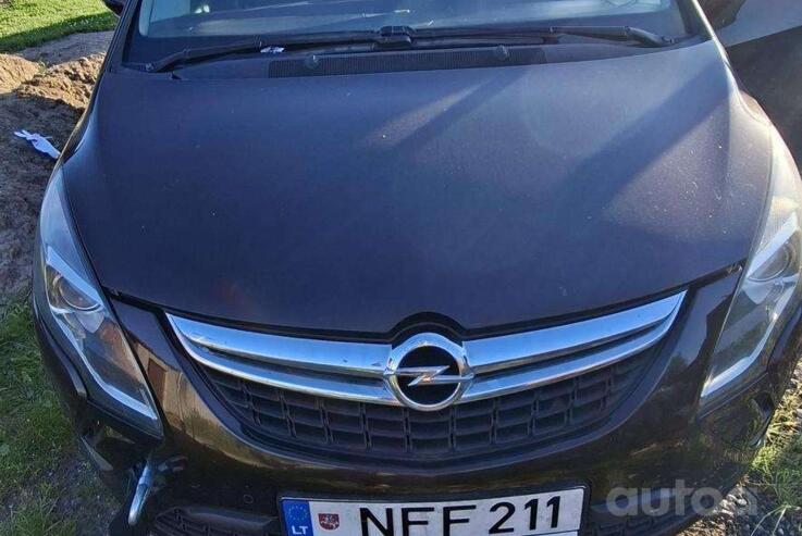 Opel Zafira Family [restyling] Minivan
