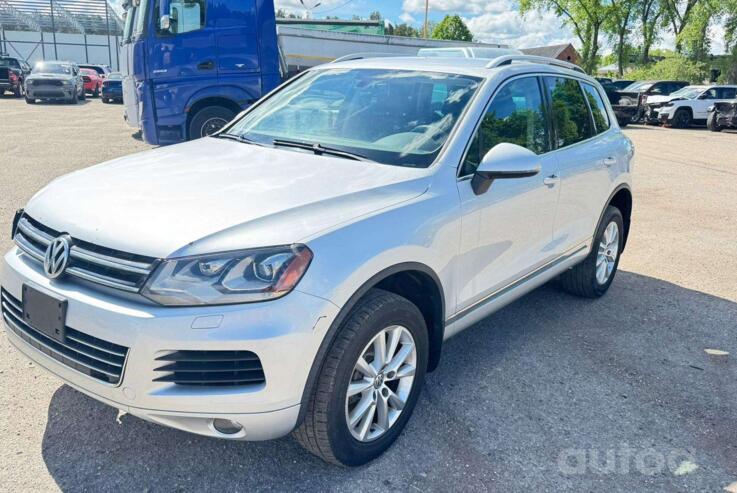 Volkswagen Touareg 2 generation Crossover