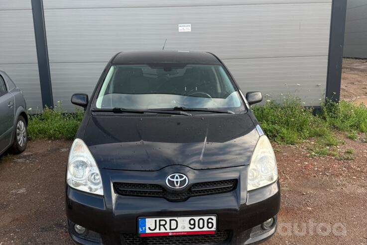 Toyota Corolla Verso 1 generation [restyling] Minivan