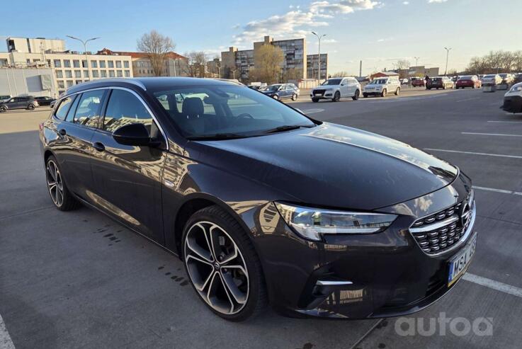 Opel Insignia 2021