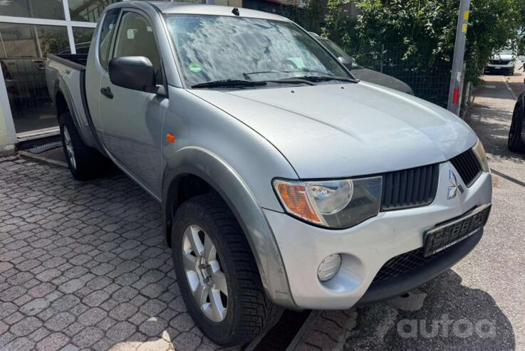 Mitsubishi L200 3 generation [restyling]