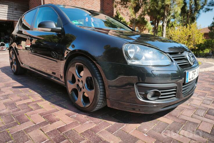Volkswagen Golf 5 generation Hatchback 5-doors