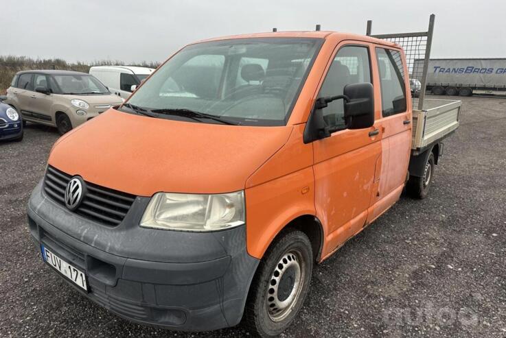 Volkswagen Transporter T5 Minivan 4-doors