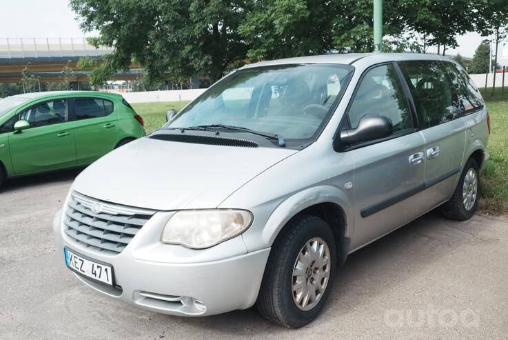 Chrysler Voyager 4 generation [restyling] Minivan