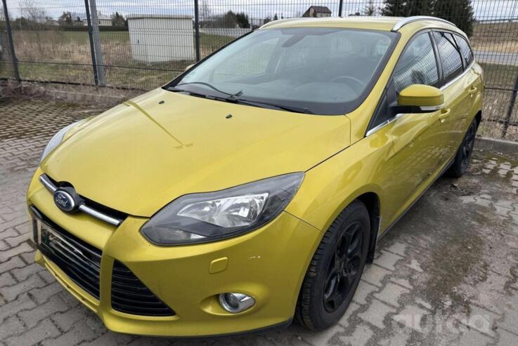 Ford Focus 3 generation wagon 5-doors