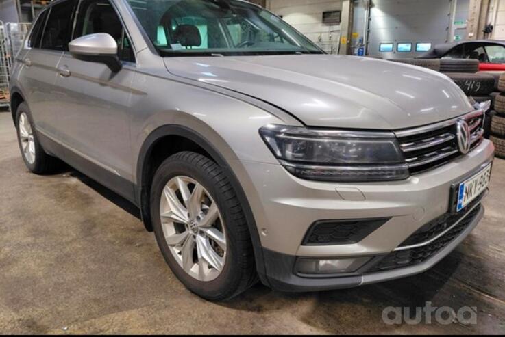 Volkswagen Tiguan 2 generation Crossover 5-doors