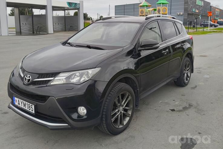 Toyota RAV4 4 generation Crossover